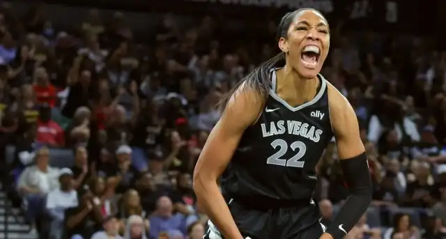 A'ja Wilson sigue dominando en medio de formas históricas