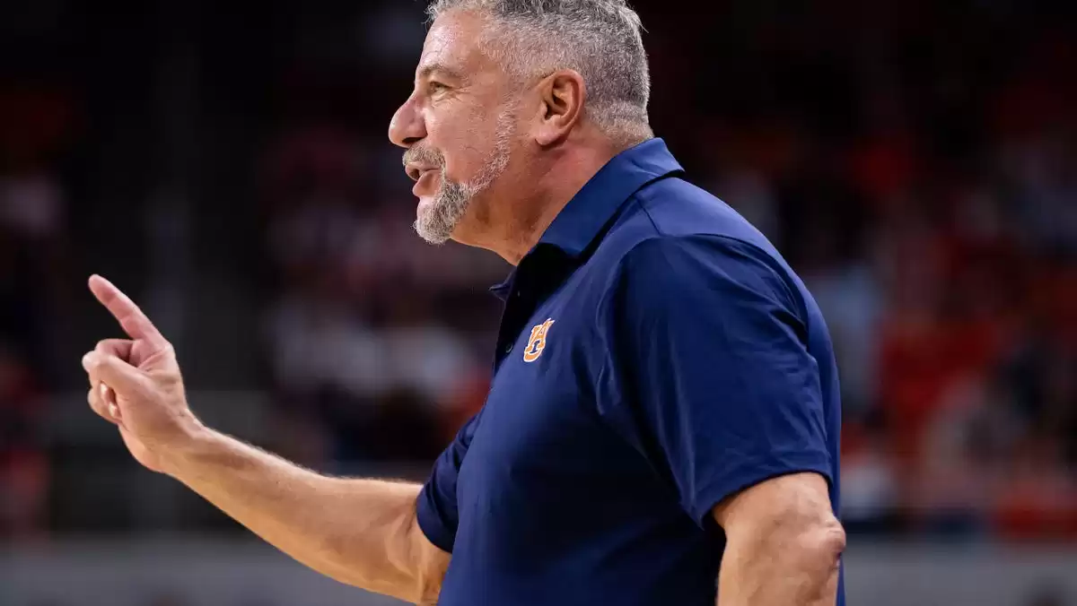 Baloncesto de Auburn, Baylor, Sioux Falls, Bruce Pearl, explicar