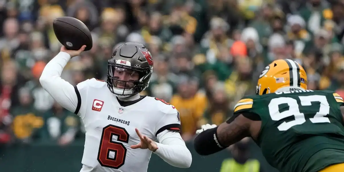 Baker Mayfield lanza 381 yardas, 4 touchdowns, los Bucs vencen 34-20 a los Packers para mantener el ritmo en la NFC Sur