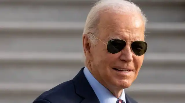 Mensaje de Año Nuevo de Biden Entrevista a Ryan Seacrest