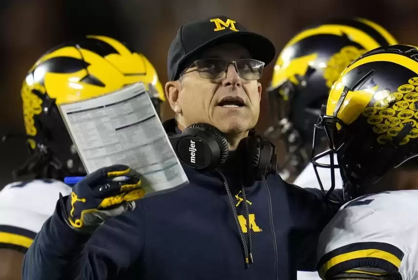 Big Ten suspende al entrenador de Michigan, Jim Harbaugh, por tres partidos por acusaciones de robo de señas