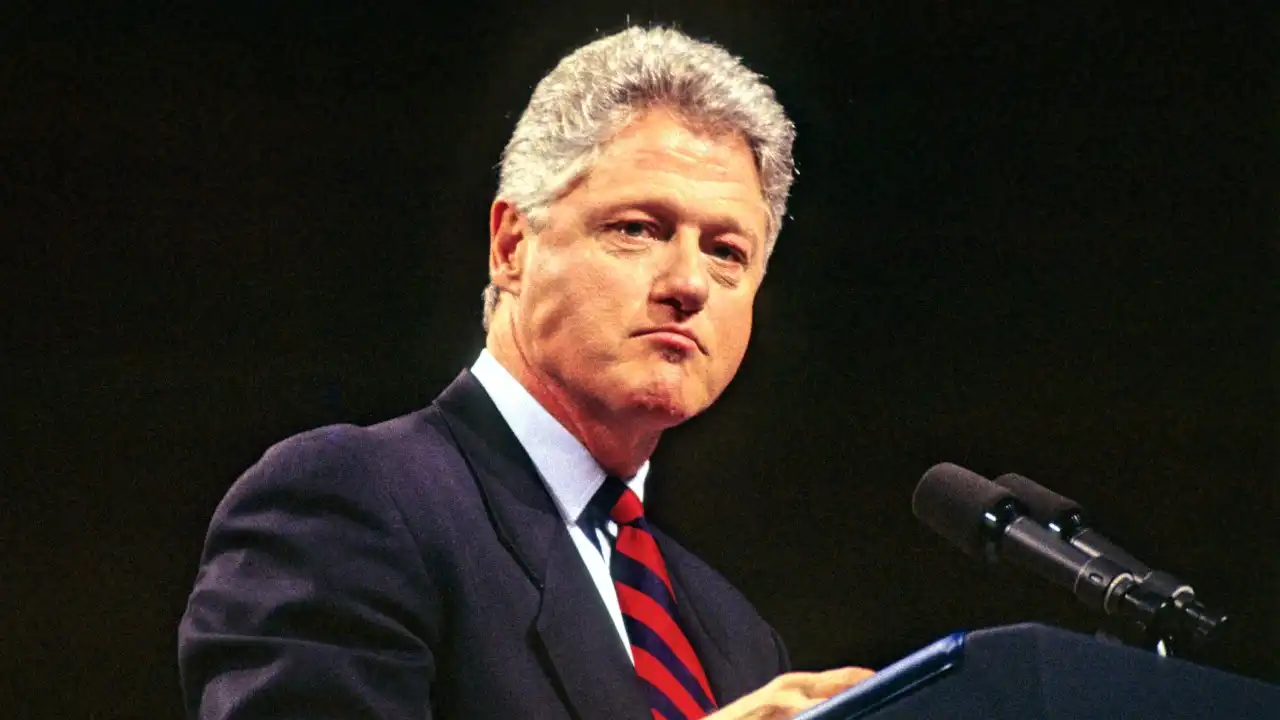 Bill Clinton identificó documentos Informe Jeffrey Epstein