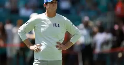 Los Bills despiden a Ken Dorsey y Joe Brady es nombrado OC interino