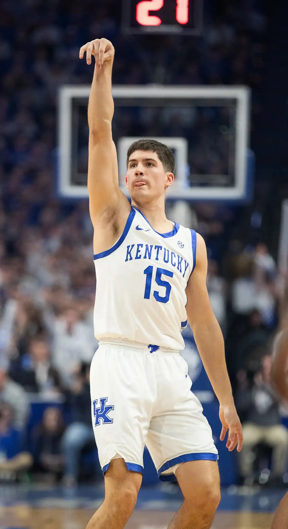 Brown: Reed Sheppard, del baloncesto de Kentucky, es el pegamento de la alineación de los Wildcats Yahoo Sports