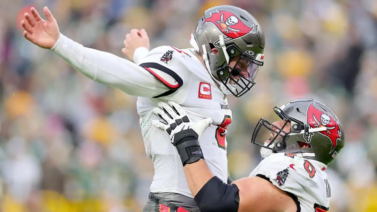 Buccaneers Packers anotan robos de balón El índice de pasador perfecto de Baker Mayfield lleva a Tampa Bay a vencer a Green Bay