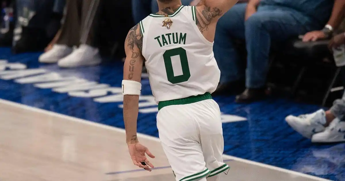El ADN del campeonato de los Celtics brilla en la victoria del Juego 3 sobre los Mavs