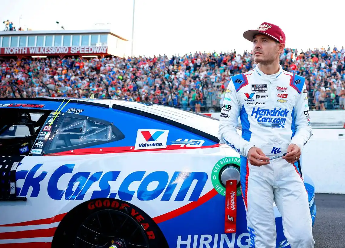 Actualizaciones en vivo de Coca-Cola 600: Kyle Larson doble visita de Trump