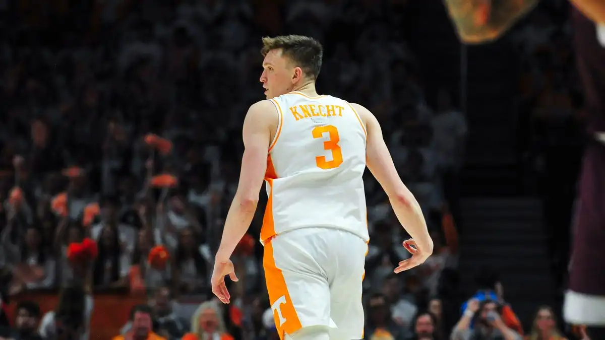 Dalton Knecht brilla en Auburn e impulsa el baloncesto de Tennessee con una victoria crucial en la SEC