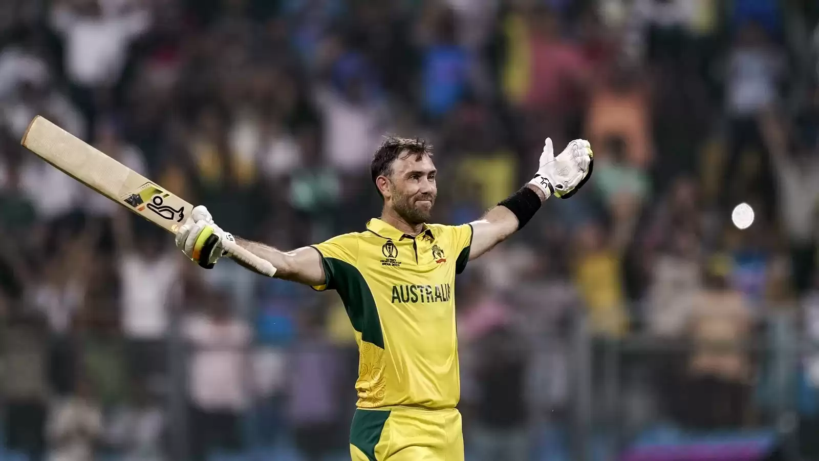 Depresión baja de dos toneladas alta Glenn Maxwell impulsa la victoria de Australia