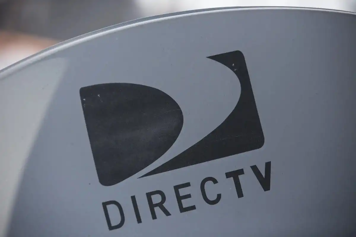 Acuerdo de DirecTV Tegna disputa local entre NBC, CBS, ABC, Fox
