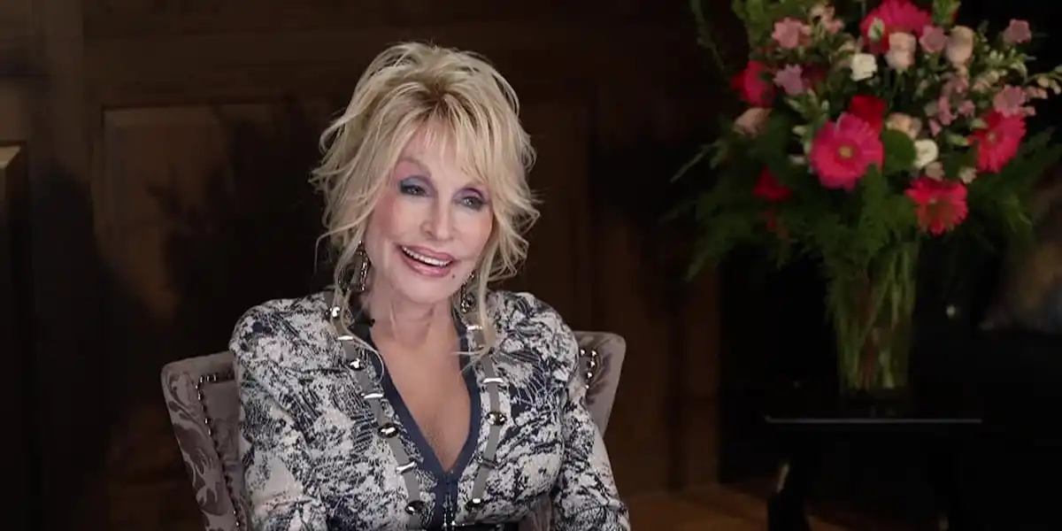 Dolly Parton insinúa nuevos proyectos en entrevista exclusiva con Kyle Grainger de WVLT