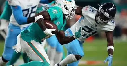 Dolphins Tyreek Hill lesionado en el tobillo: WR está en duda para regresar