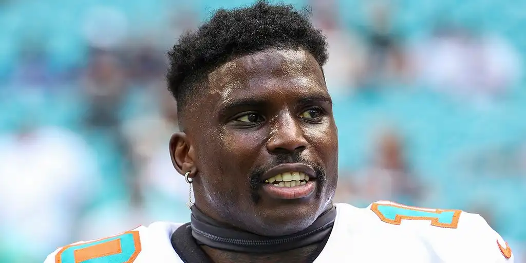 Tyreek Hill de los Dolphins vs Jets, persecución del récord de la NFL