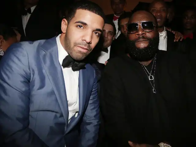 Fans de Drake atacan al rapero Rick Ross por despreciar a Drake en un show en Canadá