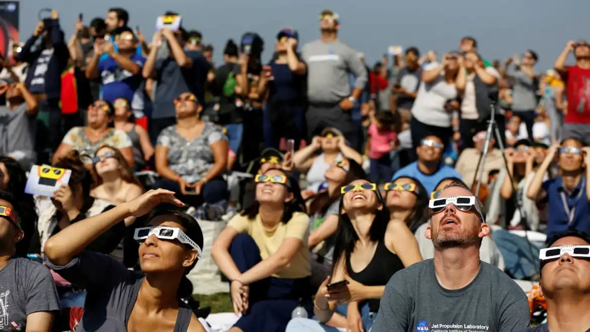 Comienza la cuenta regresiva del eclipse: el clima amenaza con estropear la vista