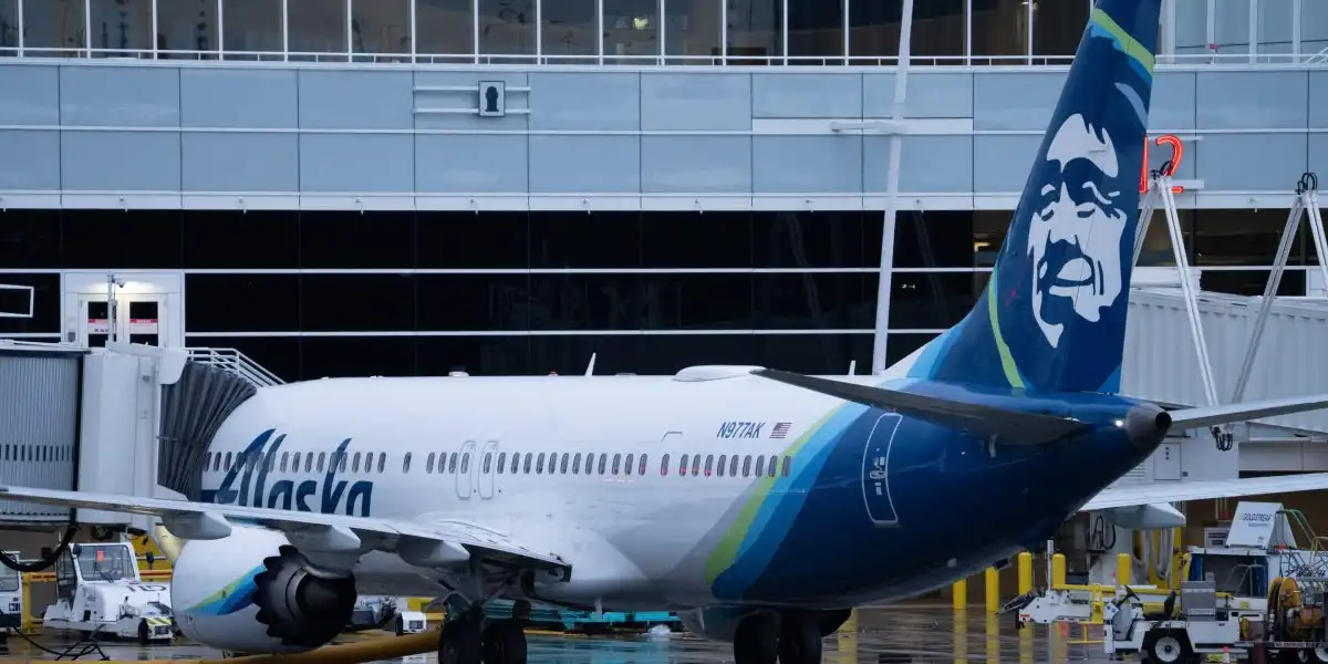 Incidente de Alaska Airlines de la FAA Aviones 737 Max en tierra temporal