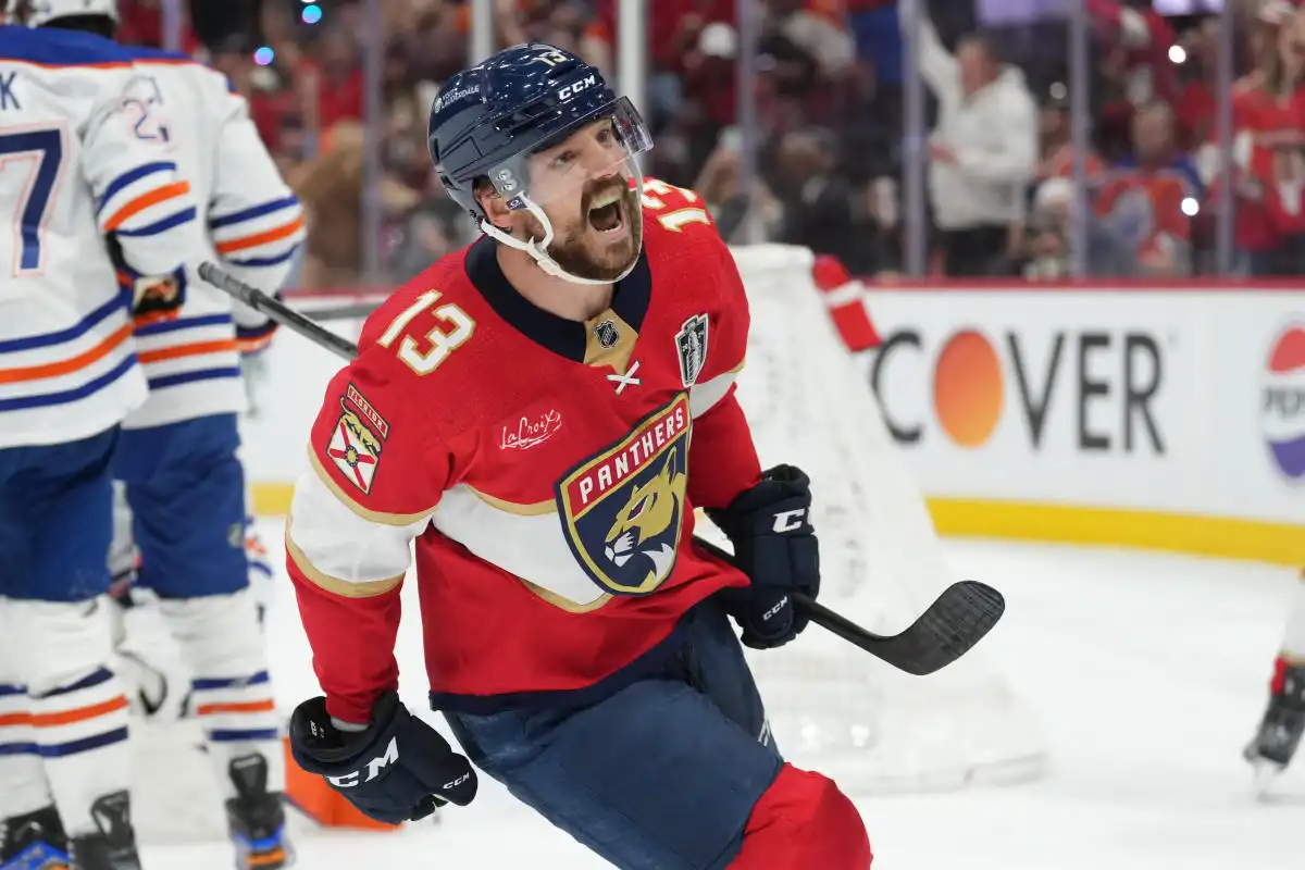 Los Florida Panthers salen victoriosos en el emocionante Juego 7 para hacerse con el primer campeonato de la Copa Stanley