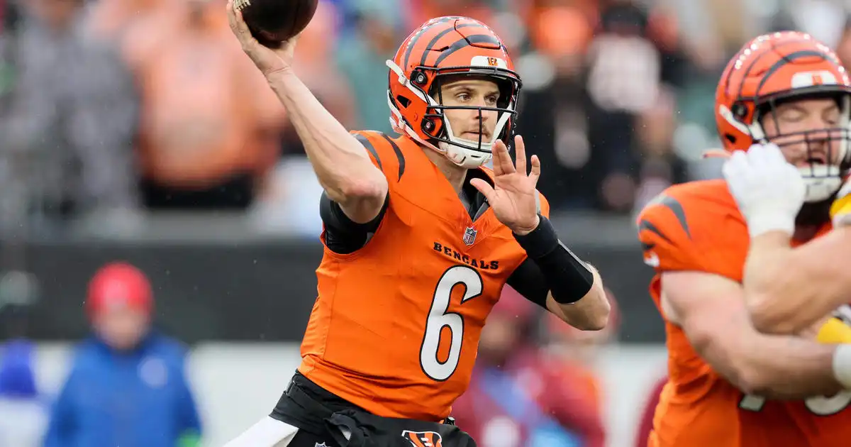 El mariscal de campo de los Bengals, Jake Browning, hace su primera apertura en la NFL en la derrota ante los Steelers