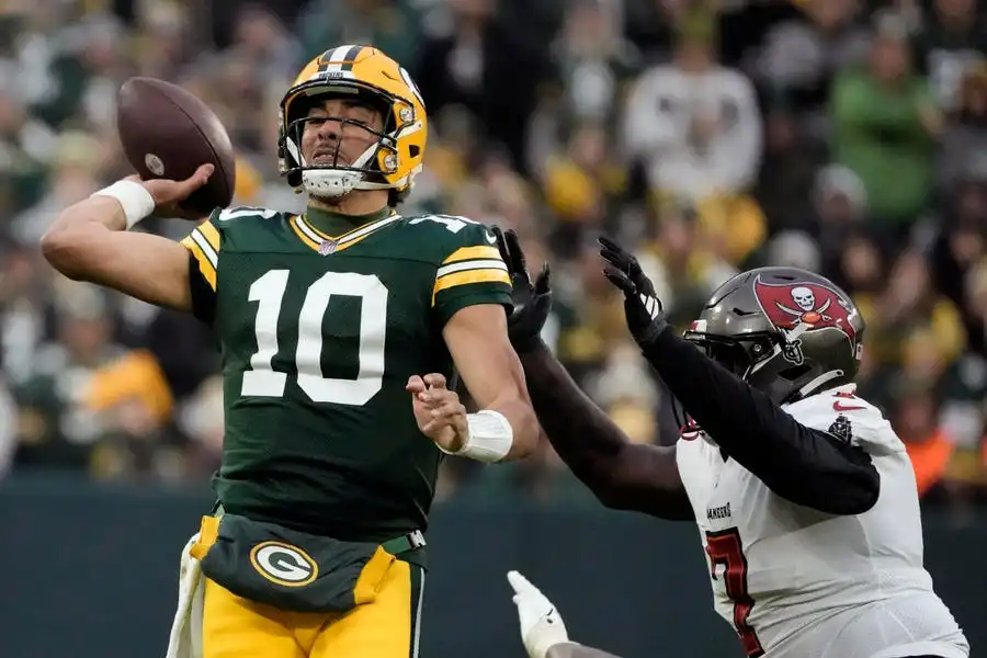 Las esperanzas de postemporada de los Green Bay Packers se desvanecieron, pero la esperanza permanece