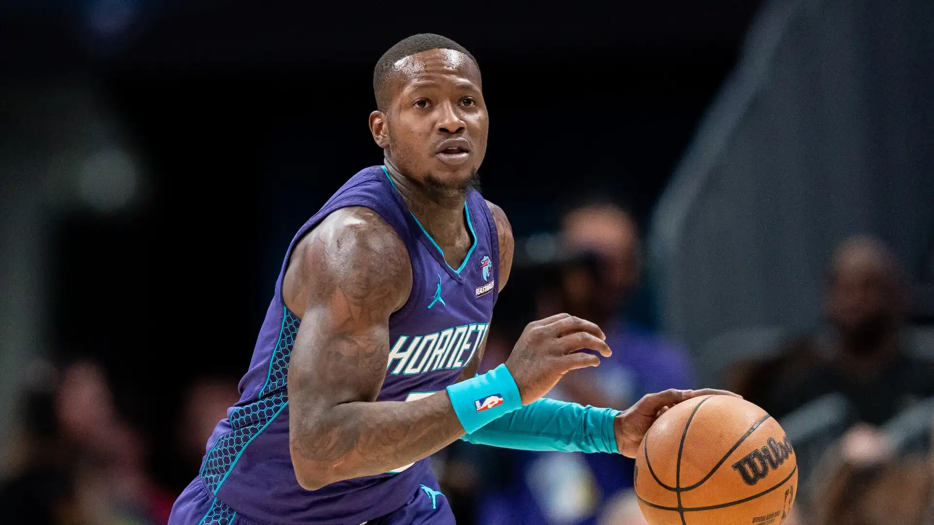 Los Hornets traspasan a Terry Rozier al Heat por Kyle Lowry y su selección - Yahoo Sports