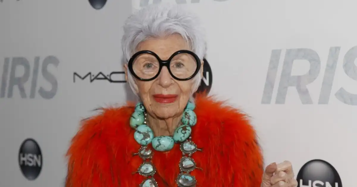 Iris Apfel, icono de la moda, estilo llamativo, muere a los 102 años