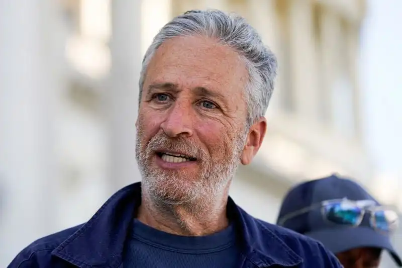Jon Stewart regresa al Daily Show Ciclo electoral de EE.UU.