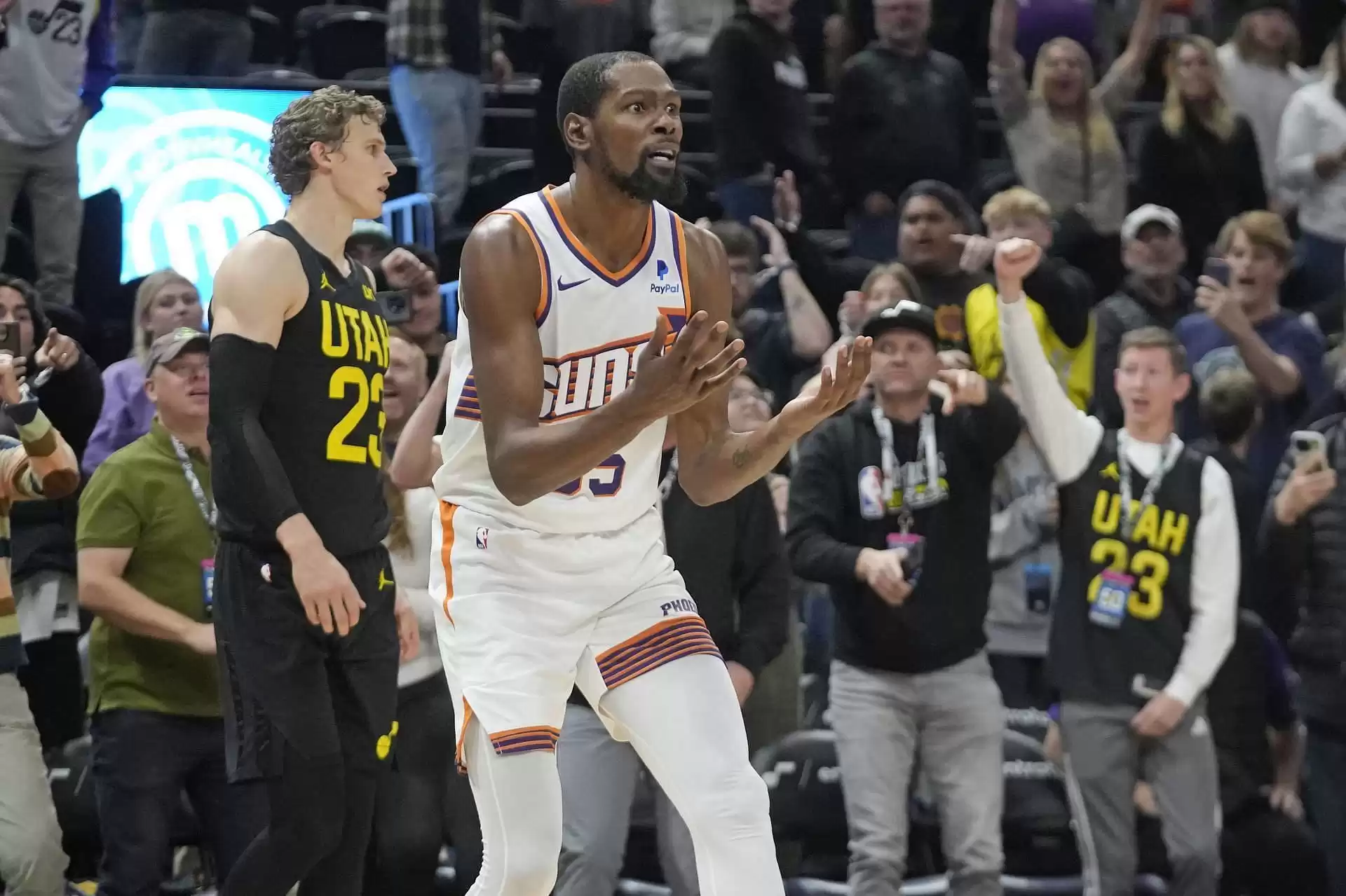 Kevin Durant llama a los apostadores que lo maldicen diciendo 