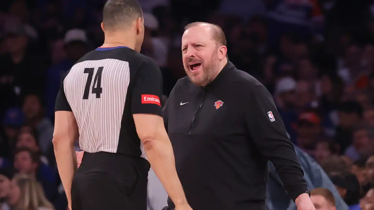 La decisión de Tom Thibodeau de los Knicks 76ers al final del partido quema a Nueva York de la peor manera