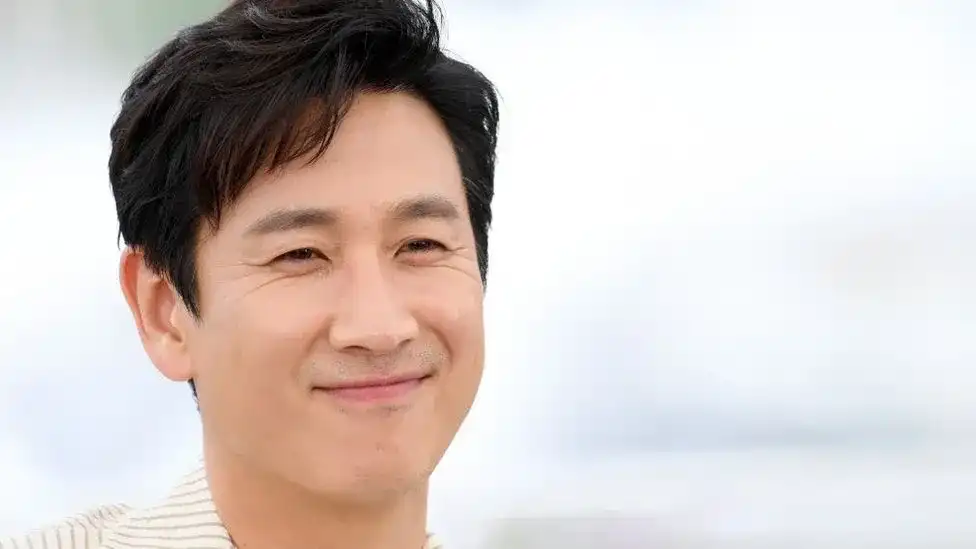 Lee Sun-kyun, actor de Parasite, encontrado muerto a los 48 años