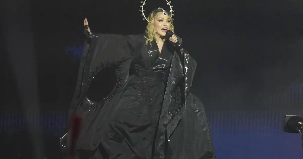 El mayor concierto de Madonna en la playa de Río Copacabana atrae a 1,6 millones de asistentes