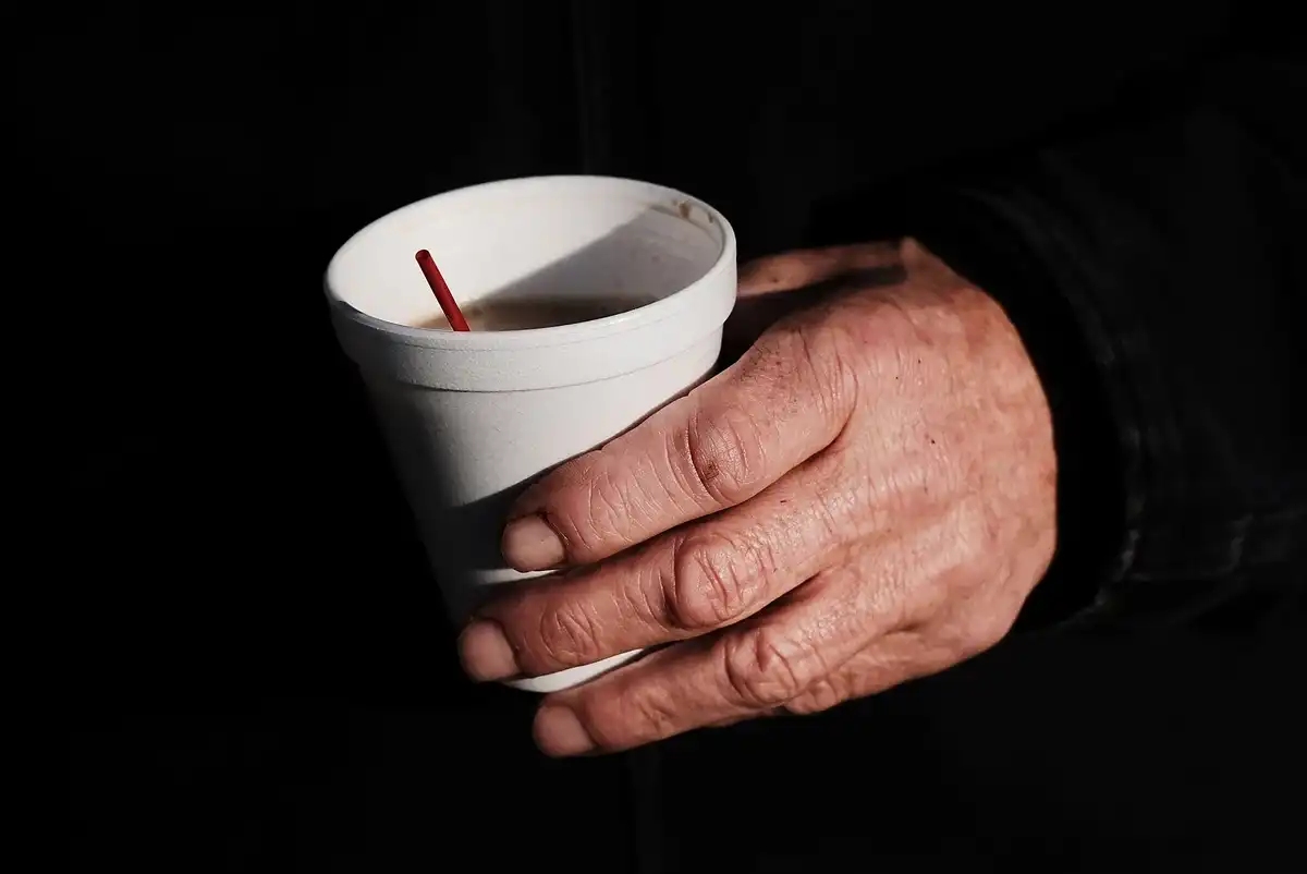 Retiro masivo del café Los adictos a la cafeína de Luisiana se despiertan