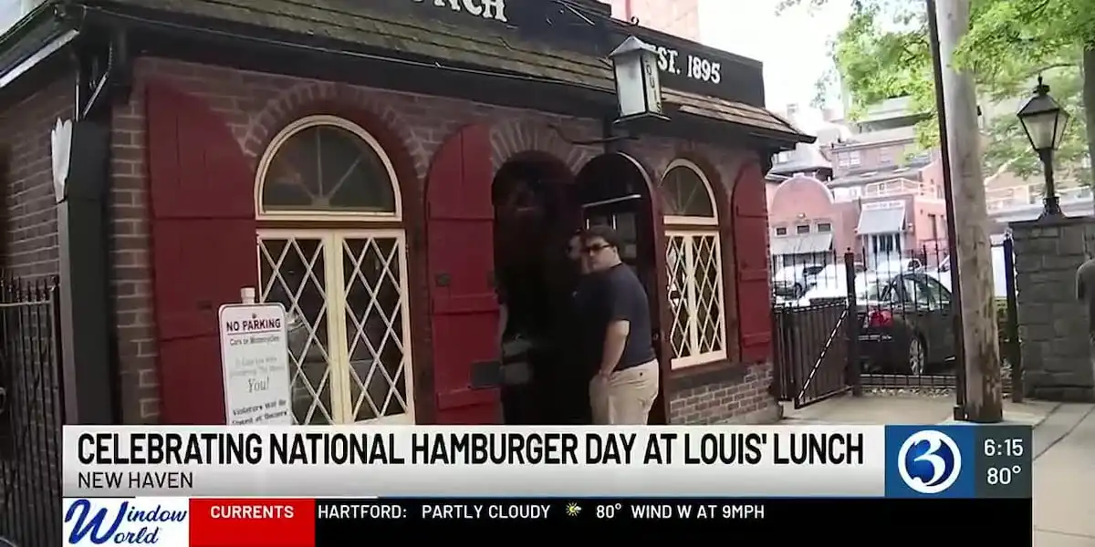 Almuerzo del alcalde Elicker Louis Día Nacional de la Hamburguesa