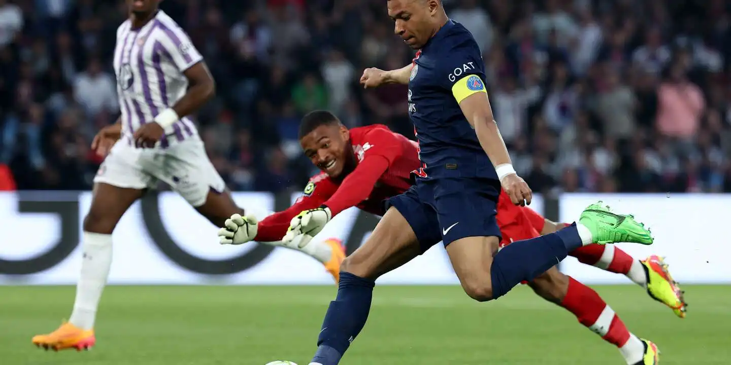 Mbappé se despide de los aficionados del PSG con una derrota en el último partido en casa