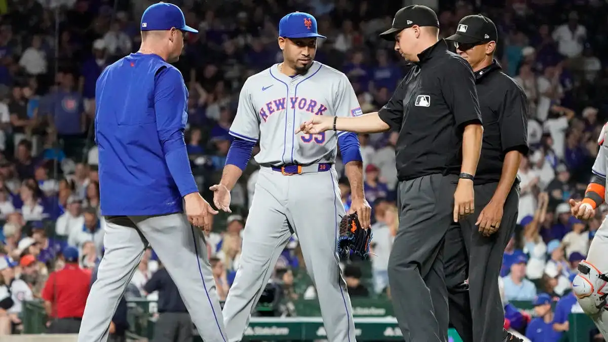 El cerrador de los Mets, Edwin Díaz, suspendido 10 juegos por ser expulsado por exceso de material pegajoso