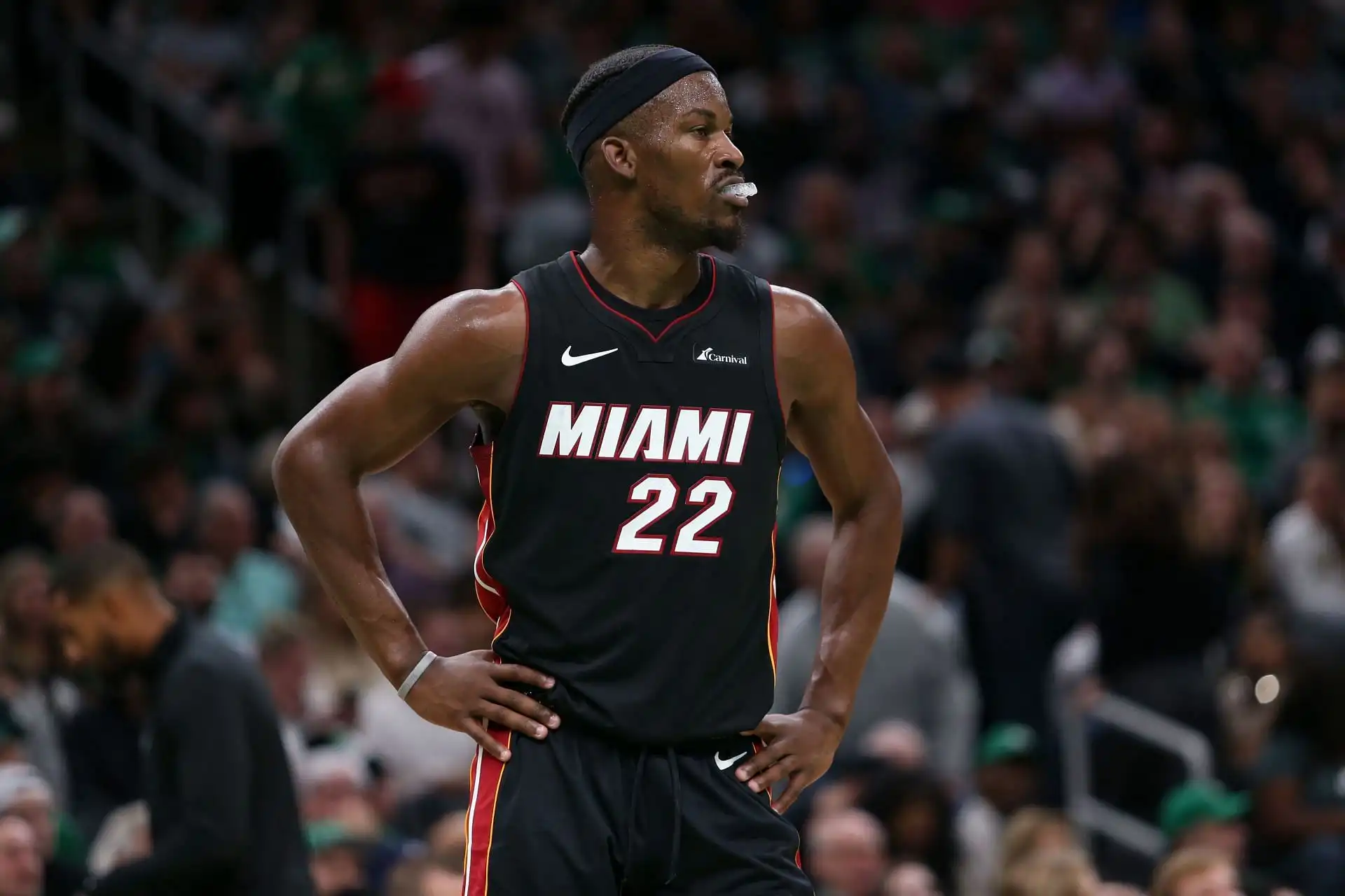 Los fanáticos del Miami Heat enloquecen cuando el equipo pierde 142 puntos contra la defensa de los Pacers
