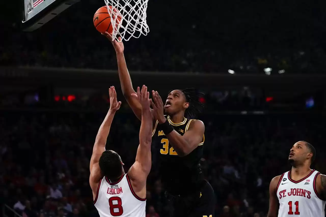 Baloncesto de Michigan, Madison Square Garden, St. John's, enamoramientos, caliente