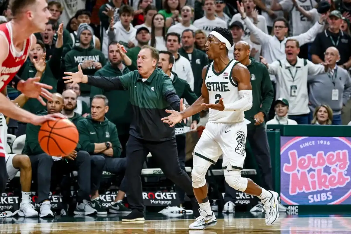 Comienzo lento del baloncesto de Michigan State, derrota por 70-57 ante Wisconsin