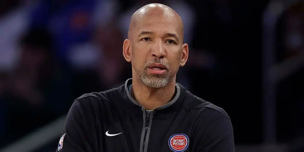 Monty Williams critica a los árbitros de la NBA por la "peor decisión de la temporada" en la derrota de los Pistons