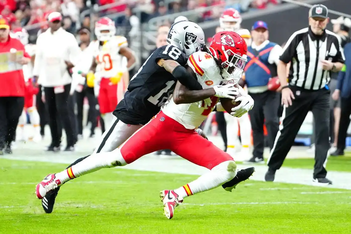 Expertos nacionales predicen que Las Vegas Raiders ganará el partido contra KC Chiefs