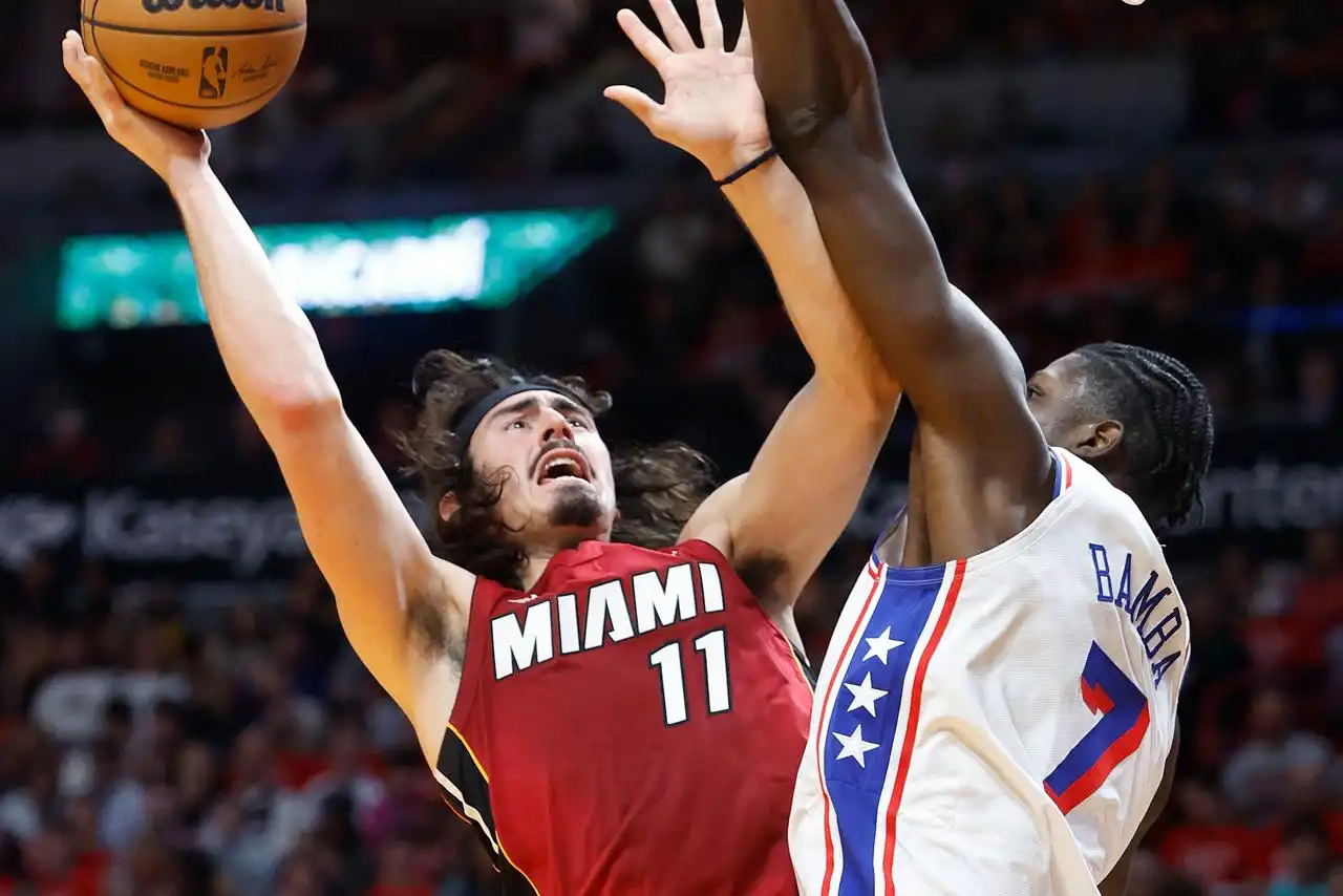 NBA: Jaime Jaquez Jr. y el Heat frenan a los 76ers sin Joel Embiid