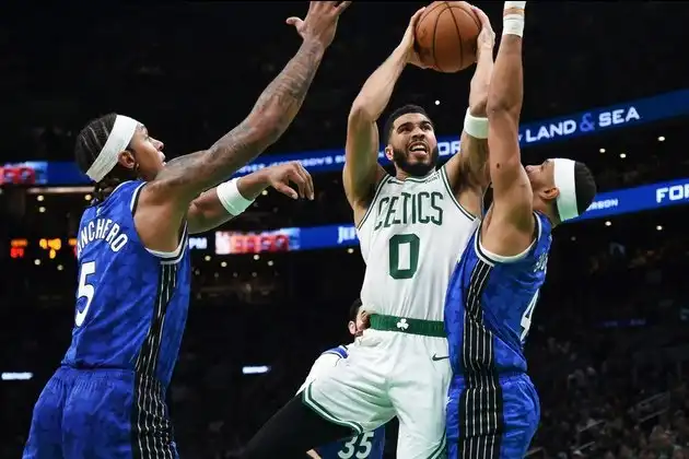 Resumen de la NBA: Celtics vs Magic, récord de 14-0 en casa