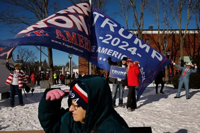Los votantes de las primarias de New Hampshire se inundaron de llamadas, mensajes de texto y correos