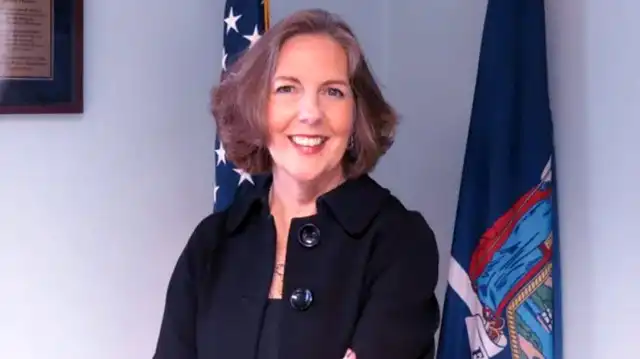 Captura de video de Sandra Doorley, fiscal de distrito de Nueva York, durante una parada de tráfico