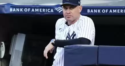 Los Mets de Nueva York contratan al coach de banca de los Yankees, Carlos Mendoza, como manager