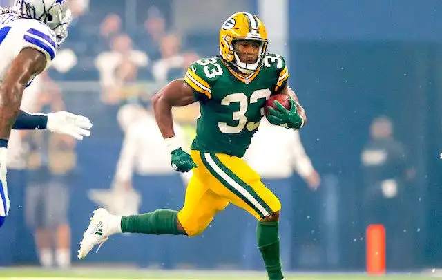 NFL DFS: DraftKings FanDuel Packers Cowboys Daily Fantasy Football Picks Sunday Showdown Slate Wild Card Round