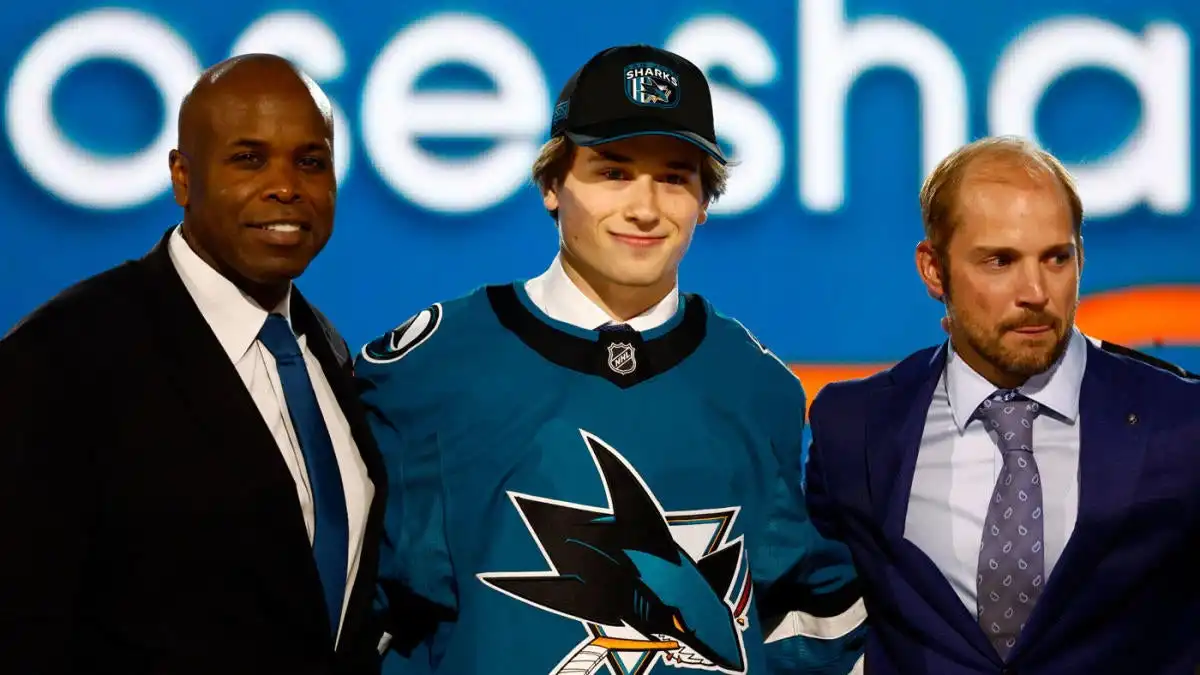 Draft de la NHL 2024: Los Sharks eligen a la estrella de la Universidad de Boston, Macklin Celebrini, como la selección general número 1 del draft