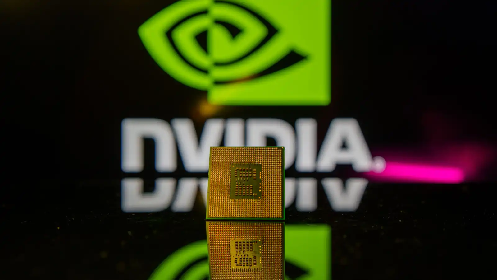 Acciones de NVDA: Amazon niega los informes de pedidos detenidos de superchips de Nvidia