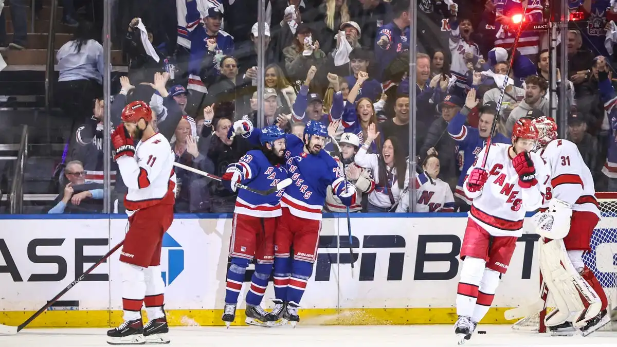 NY Rangers vs Hurricanes Juego 2: precios de boletos, cómo verlo, predicción