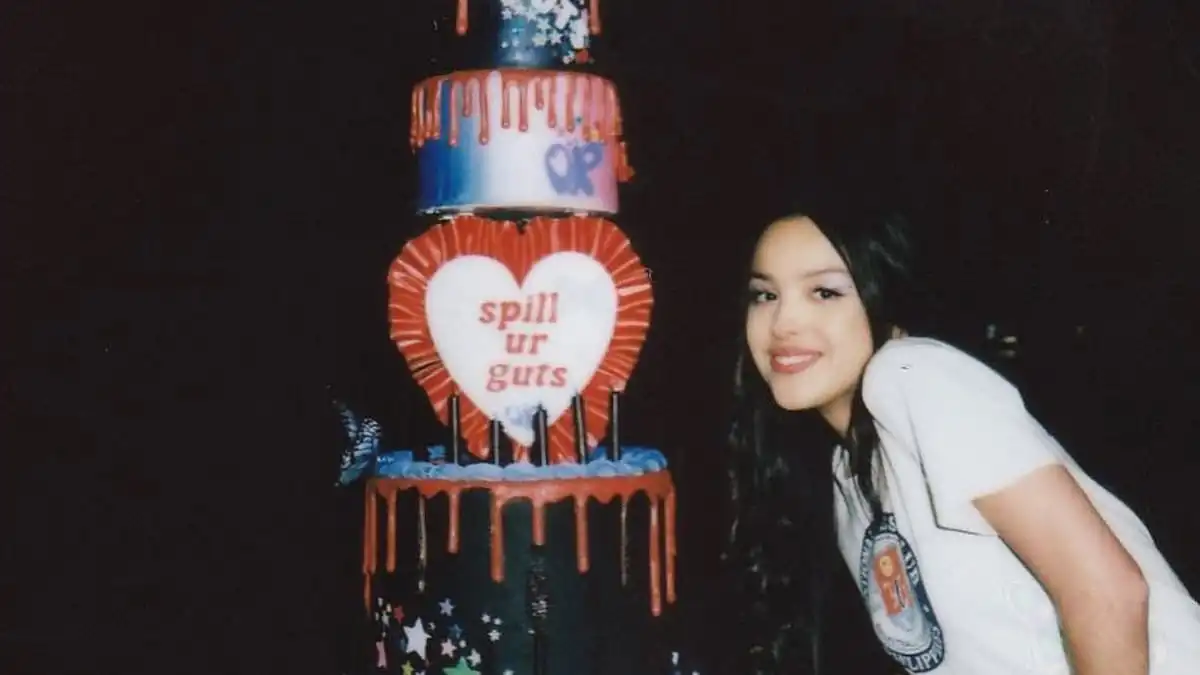 Olivia Rodrigo celebra su 21 cumpleaños con una fiesta llena de globos