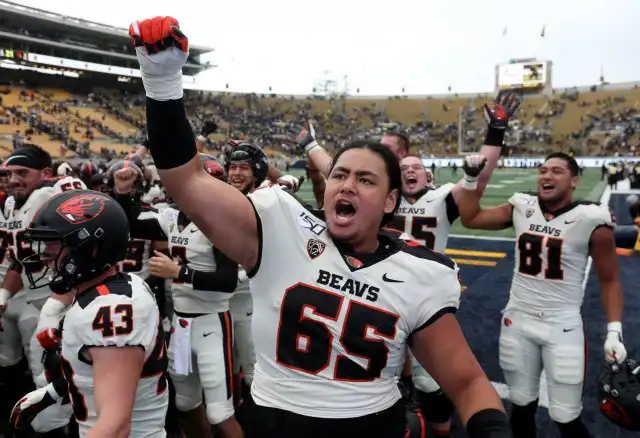 Reemplazo de Jonathan Smith en Oregon State: Lista de candidatos para la búsqueda de entrenador de los Beavers en medio de la incertidumbre